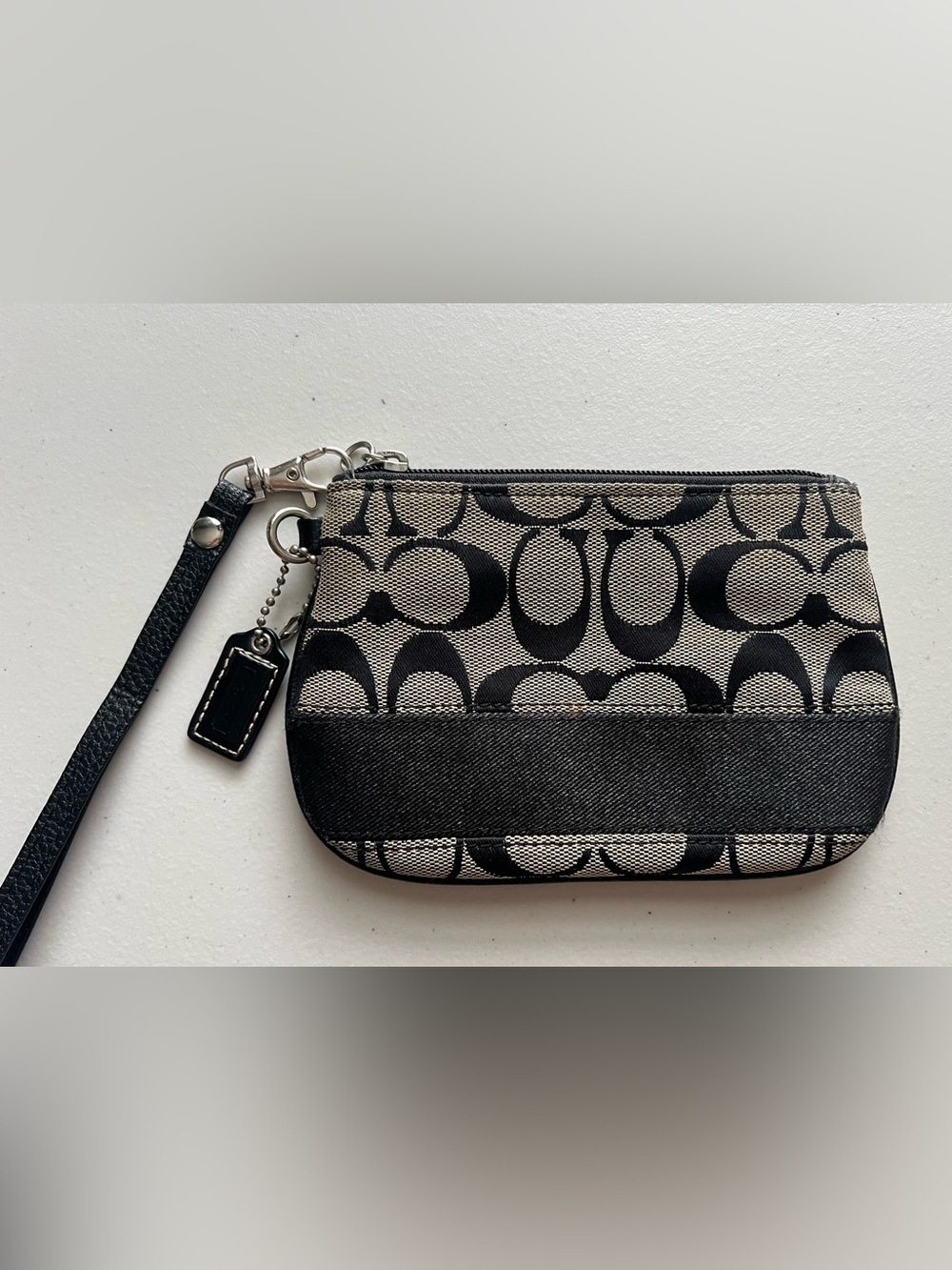 Coach Signature C Logo Wristlet Black Khaki Canvas